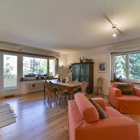 アパート Chesa Daniela B1 -